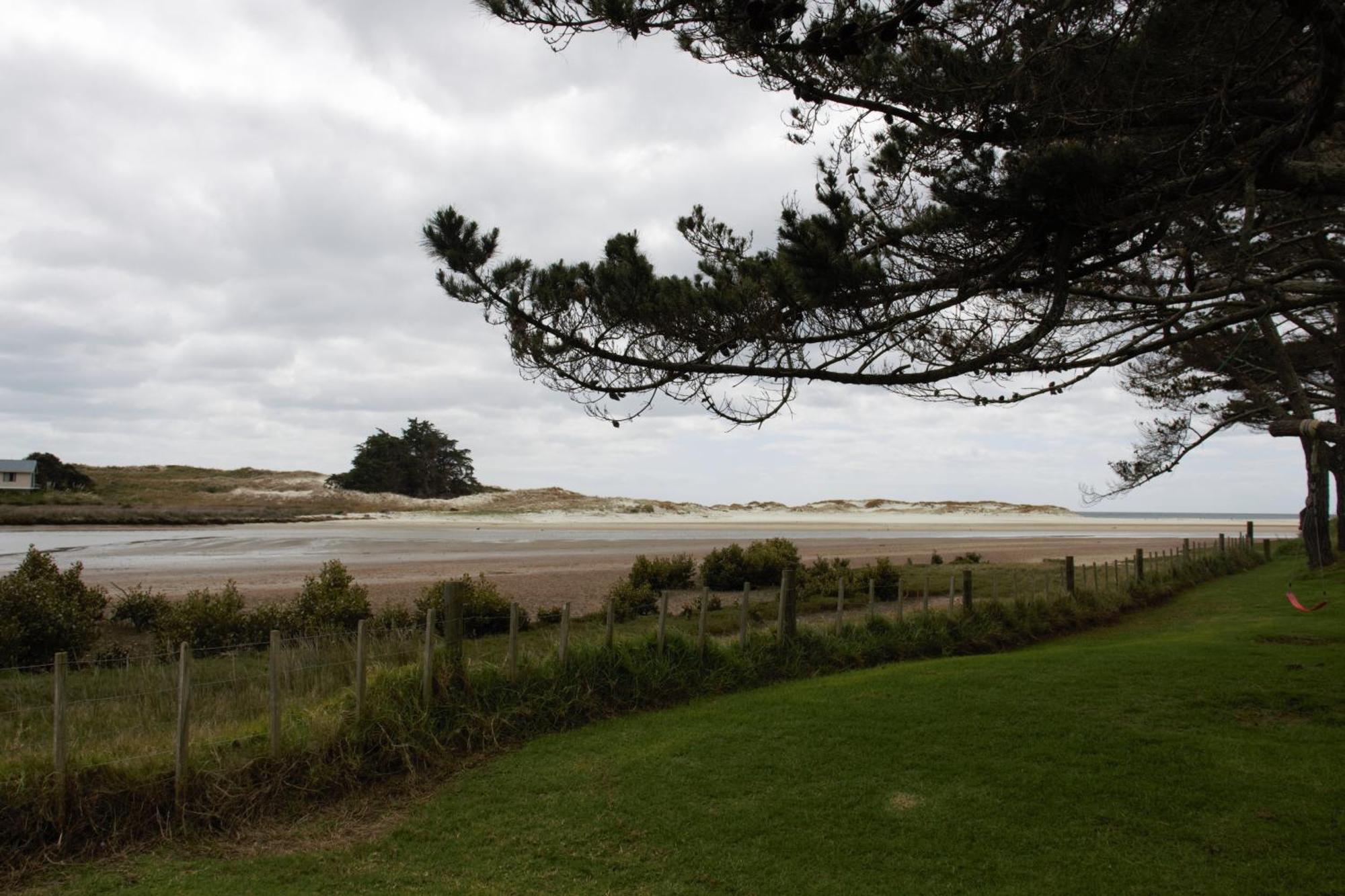 Pakiri Beach Holiday Park Exterior foto